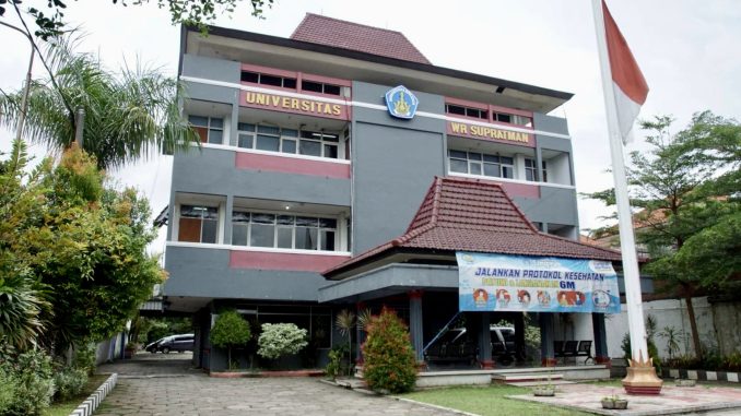 Universitas WR Supratman=