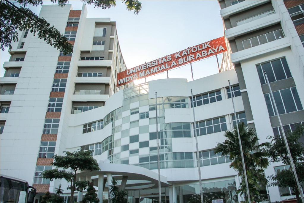 universitas katolik widya mandala surabaya