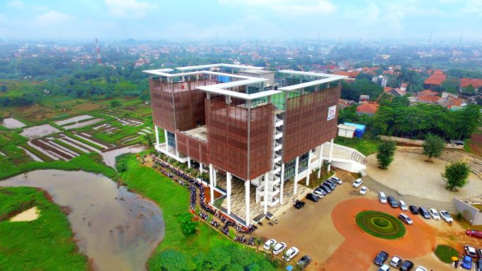 Universitas_pembangunan_jaya-678x381