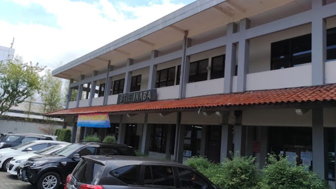 Universitas-Indonesia-Membangun (4)