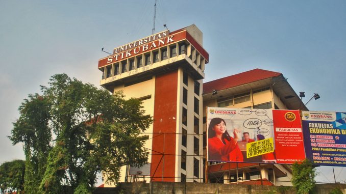 Universitas Stikubank,