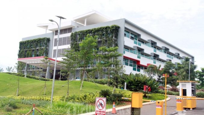 UNIVERSITAS SURYA TANGERANG
