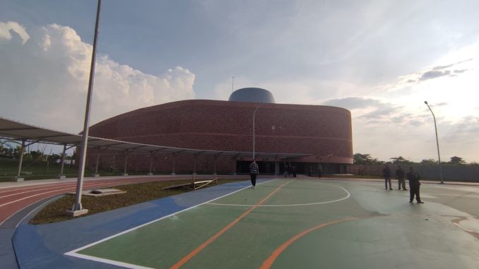 Universitas-Bina-Nusantara-Semarang-678x381