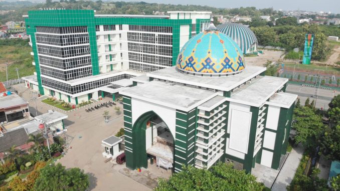 Universitas-Muhammadiyah-Semarang-678x381